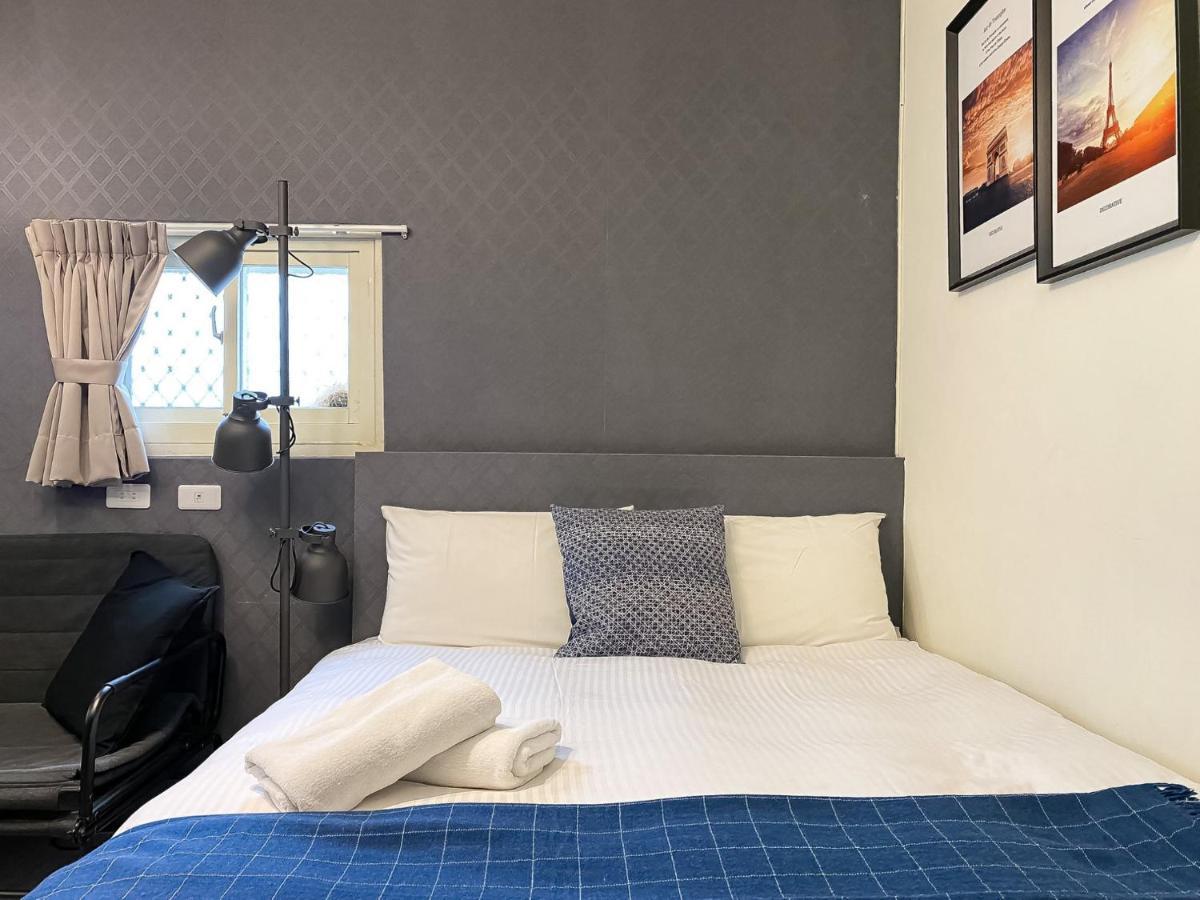 Fengjia Sleep Hotel Taichung Esterno foto